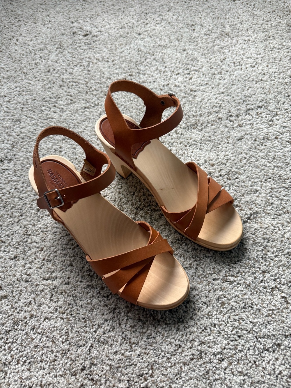 NWOT Swedish Hasbeens size 39